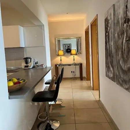 Cambridge Lux Privatunterkunft Sliema